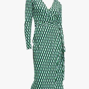 Diane Von Ferstenberg DVF for Target . Geometric wrap. New with Tags Size XL
